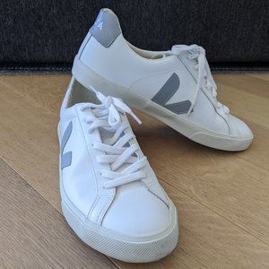 Veja Grey/White Men's EU 42, US 9